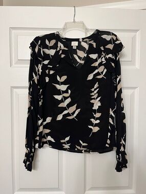 Black Floral V-Neck Ruffle Shoulder Blouse